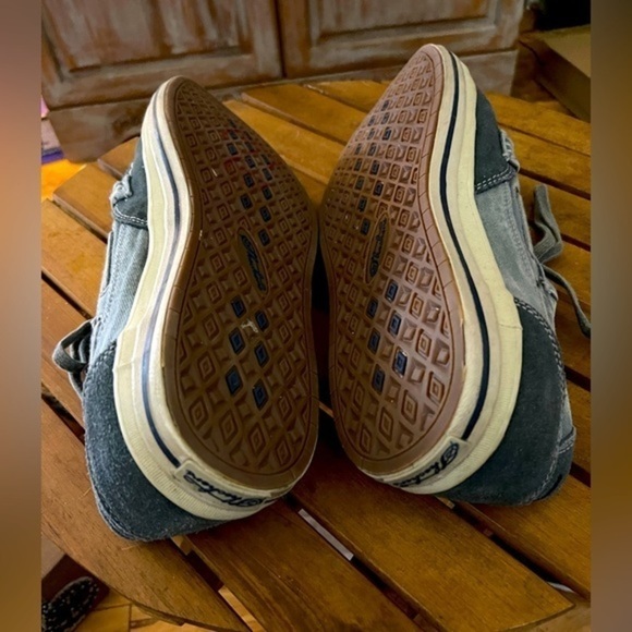 Relaxed Fit Memory Foam Deck shoes by Skechers Size 13. Gently pre-loved. - Picture 7 of 7